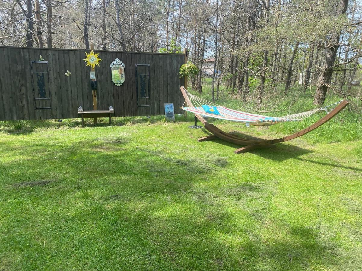 Dreamers Writing Farm, 3 Wooded Acres, Hepworth Sauble Beach Exterior photo